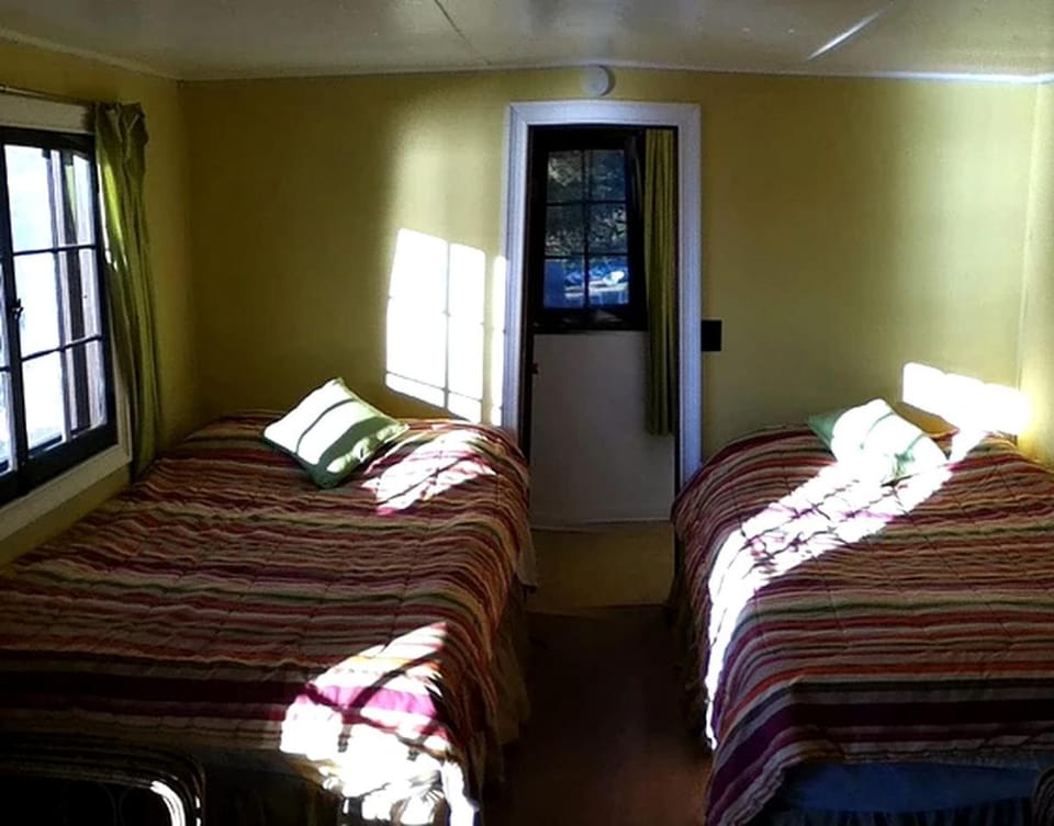 Comfortable Cabin Right on Great Sacandaga Lake in Northville, New York Cabin in Great Sacandaga Lake