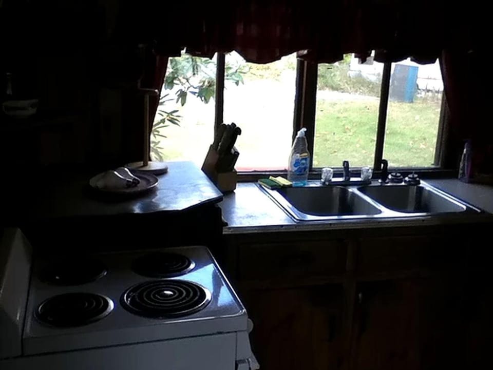 Cozy Cabin with Lovely Views of Great Sacandaga Lake in Northville, New York Cabin in Great Sacandaga Lake