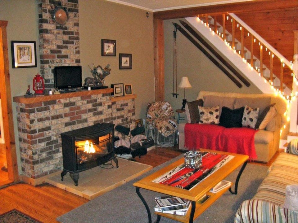 Pet-Friendly Cabin Rental near the Bigelow Preserve in Maine Cabin in Stratton