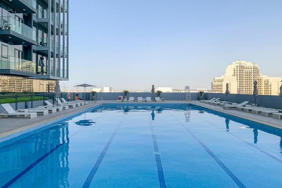 Pool view, Swimming pool, sunbed