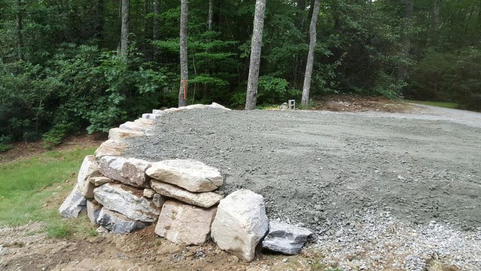 Lovely Cabin Rental with Spacious Backyard in Cashiers, North Carolina Cabin in Cashiers
