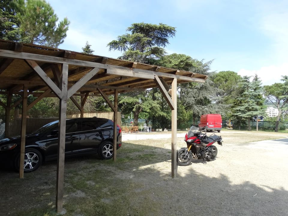 Facade/entrance, Garden, Area and facilities