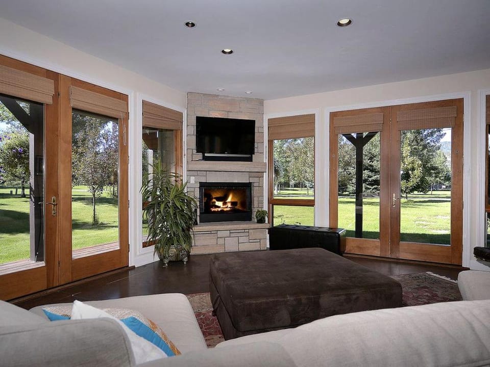 Spectacular Family Vacation Home with Fishing Pond Near Aspen, Colorado House in El Jebel