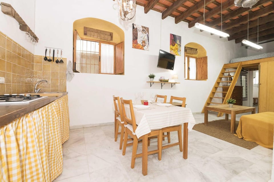 Other, Dining area