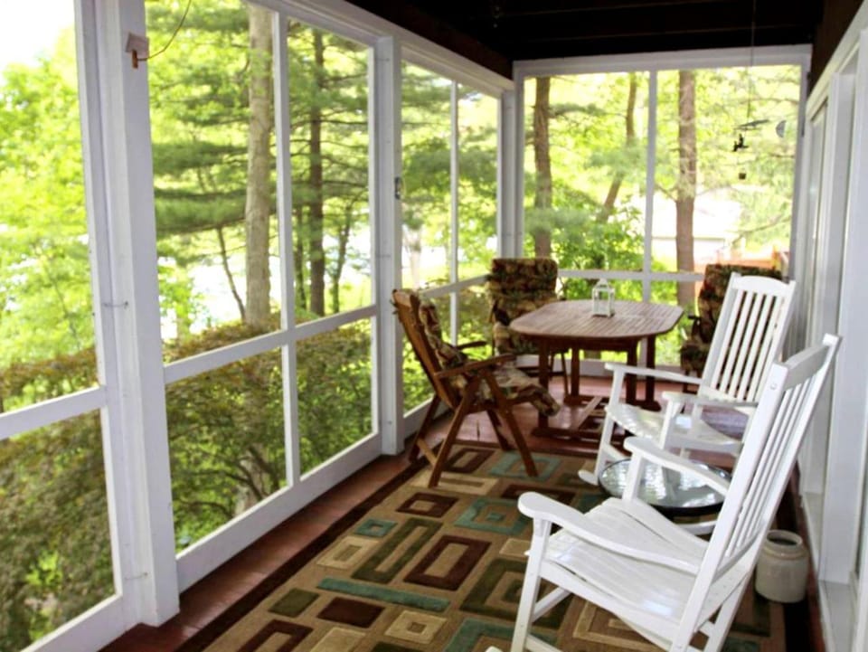 Delightful Vacation Rental with a Private Dock on Candlewood Lake in Connecticut House in Candlewood Lake