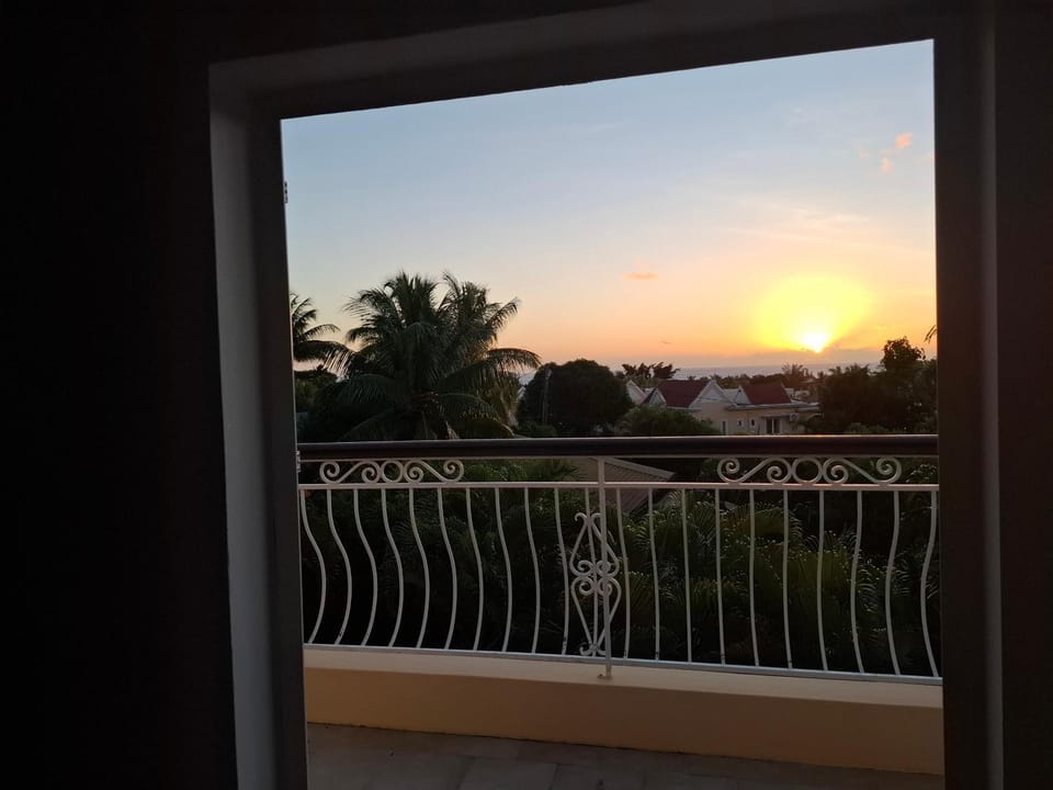 View (from property/room), Balcony/Terrace, Sea view, Sunset