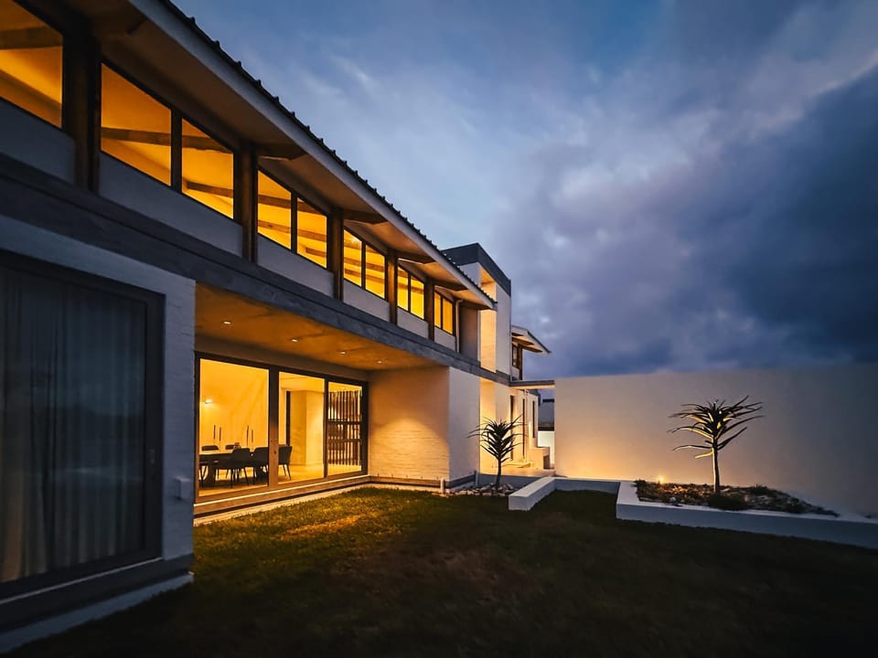 Property building, Night