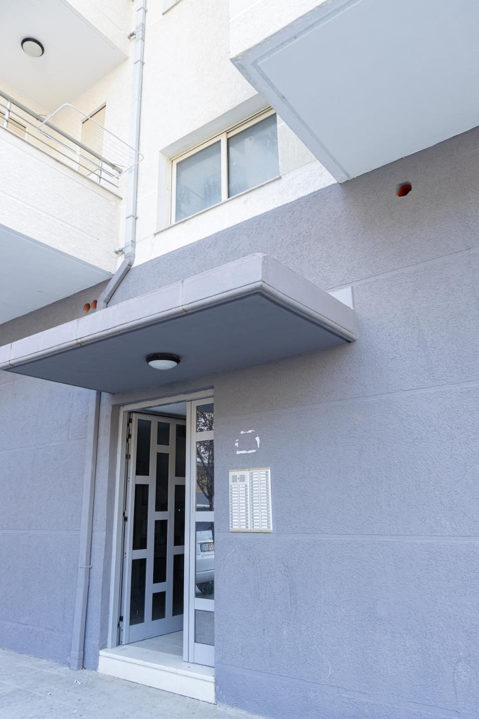 Facade/entrance, Day
