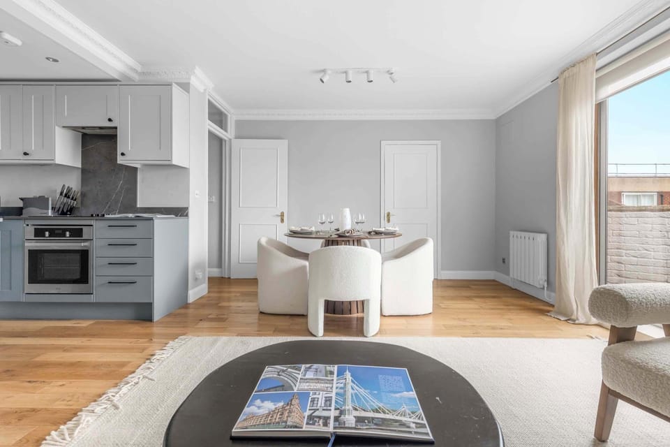 Kensington Urban Retreat AC Apartment in City of Westminster