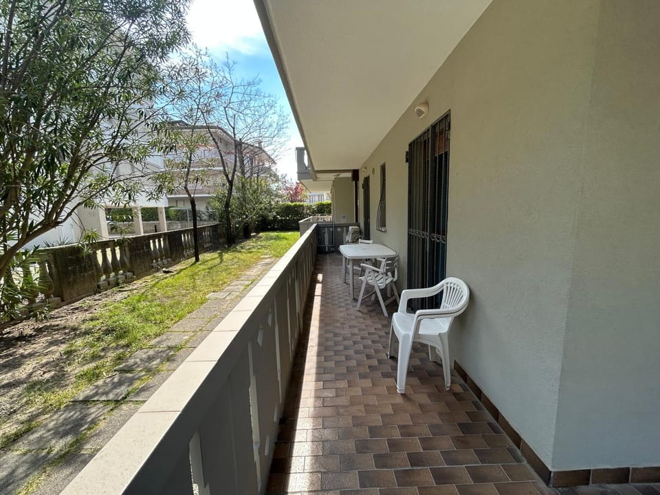 Garden, Balcony/Terrace
