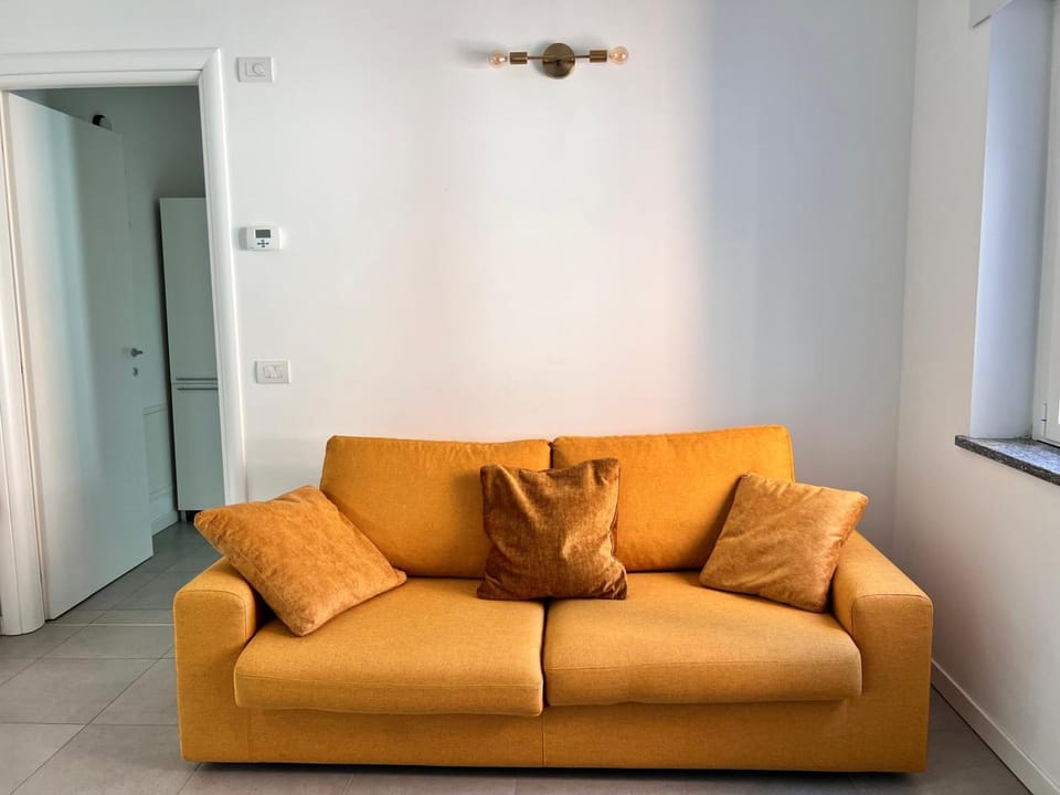 Giohouse-New loft a pochi passi da metro 3 e santa Giulia Apartment in San Donato Milanese