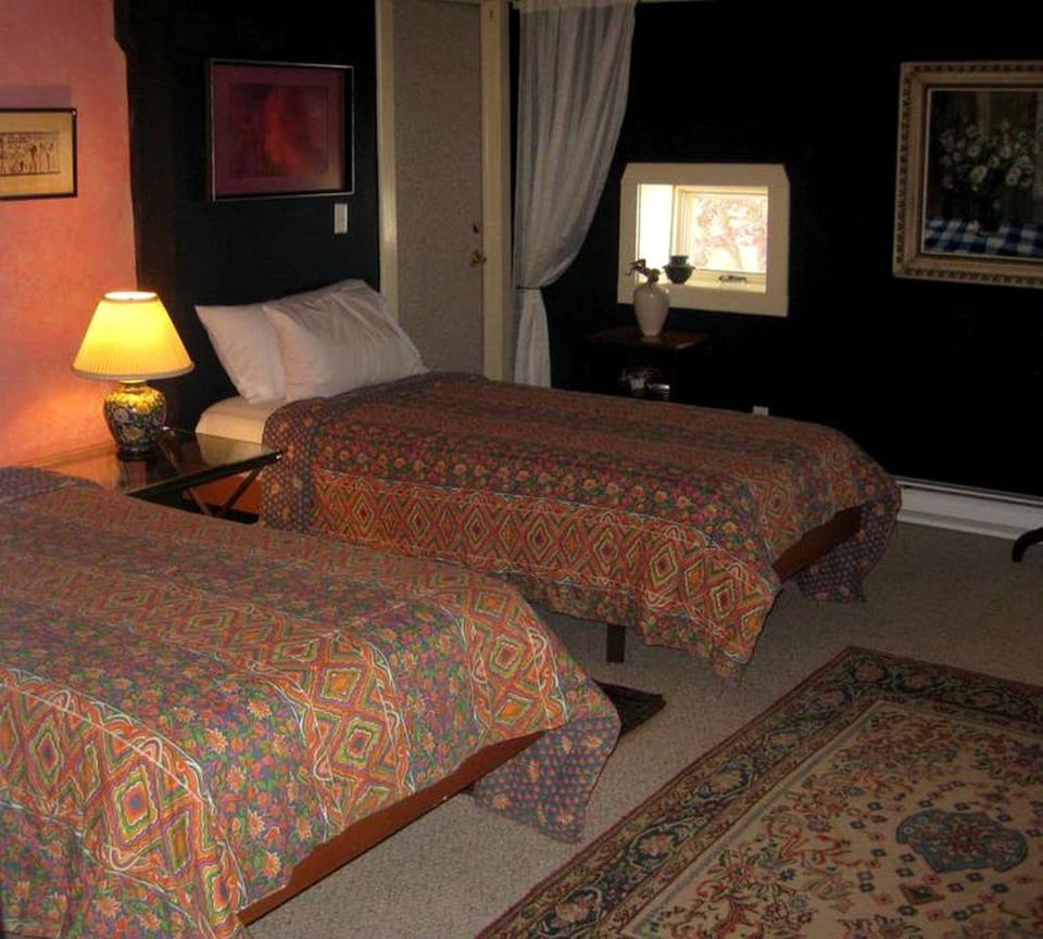 Unique Vacation Rental on a Working Farm near Hudson, New York House in Livingston