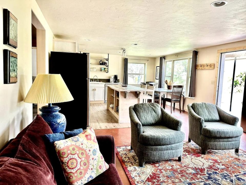 Incredible Peaceful Cottage with Barbecue in Whitehall, Montana House in Butte