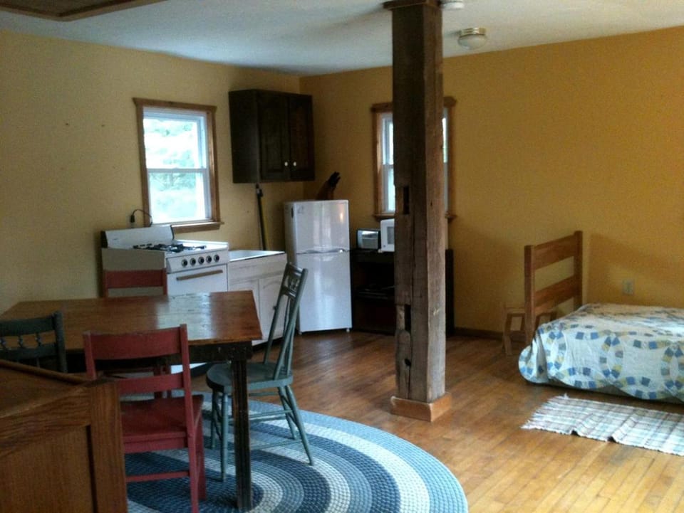 Pet-Friendly Cabin Rental on 36 Acres of Private Property in Northfield, Vermont Cabin in Roxbury
