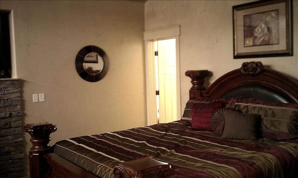 Spacious Villa for a Large Group Getaway in Garden City on Bear Lake, Utah House in Garden City