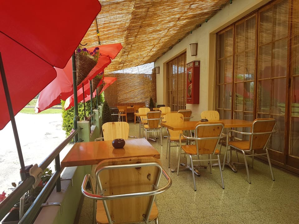 Hotel de la Gare, Vendlincourt Hotel in Switzerland