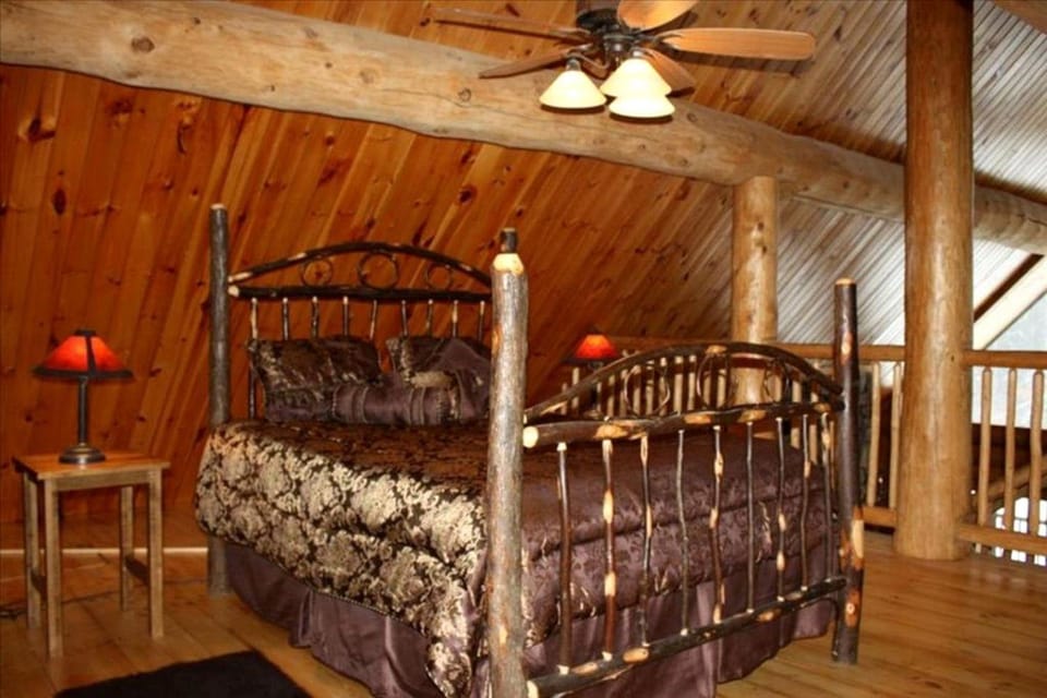 Secluded Log Cabin Nestled in the Woods in Athol, New York Cabin in Capital District, NY, USA