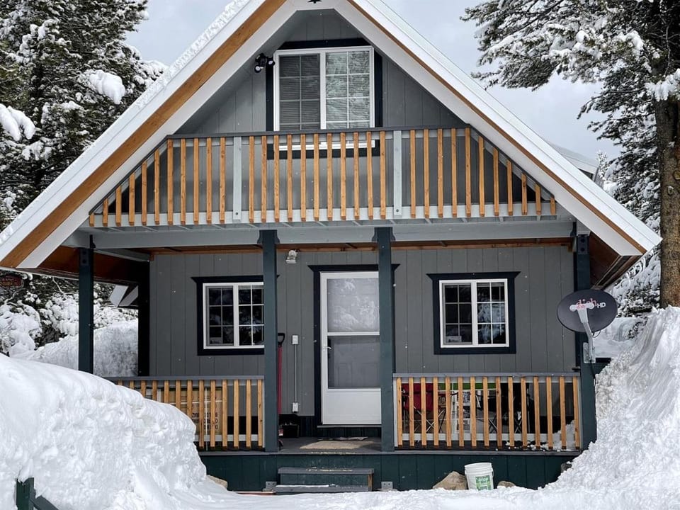 Comfortable Cottage Perfect for Families near Yellowstone, Idaho House in Island Park
