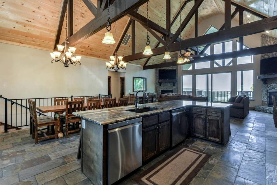 Charming Cabin with Pool Table and Swimming Pool in Branson, Missouri Cabin in Indian Point