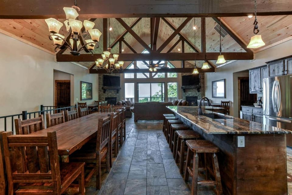 Charming Cabin with Pool Table and Swimming Pool in Branson, Missouri Cabin in Indian Point
