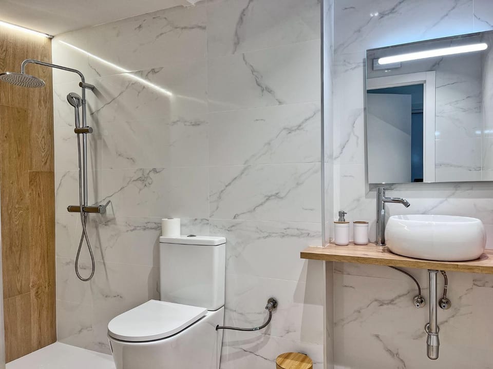 Shower, Bathroom