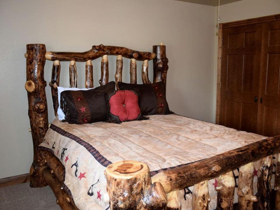 Rustic Cabin Rental with Views for Miles near Grand Teton National Park, Wyoming Cabin in Wyoming