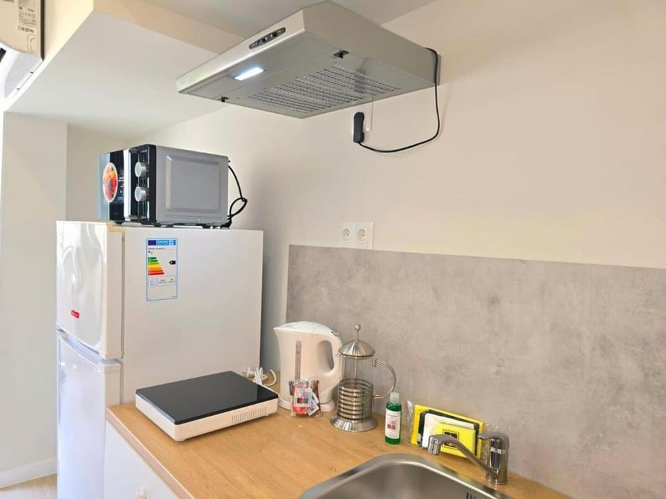 Begona White Pearl City Center Studio Nogalera by NAMASTE ELITE Apartment in Torremolinos