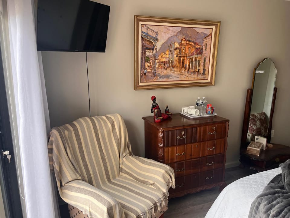 Meetsnoere Bed and Breakfast in Cape Town