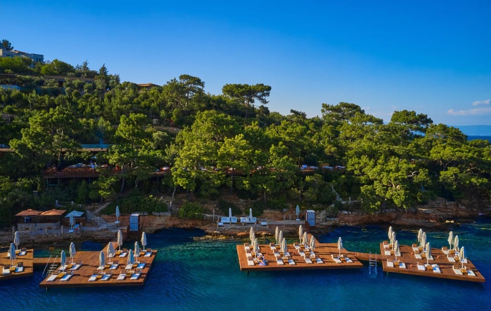 Day, Natural landscape, Beach, sunbed