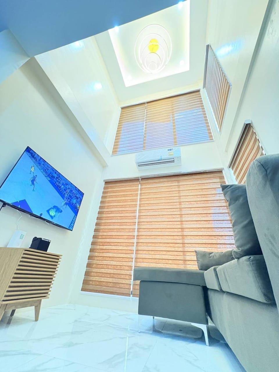Communal lounge/ TV room, Living room