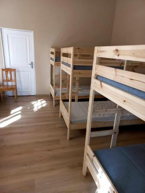 bunk bed