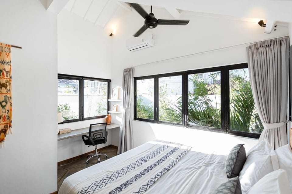 The Sol Haus Canggu, near Berawa beach Bed and Breakfast in North Kuta