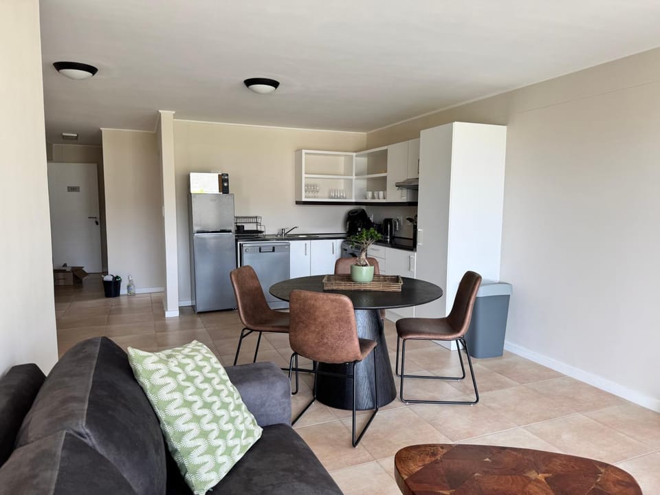 Ocean facing apartment Apartment in Cape Town