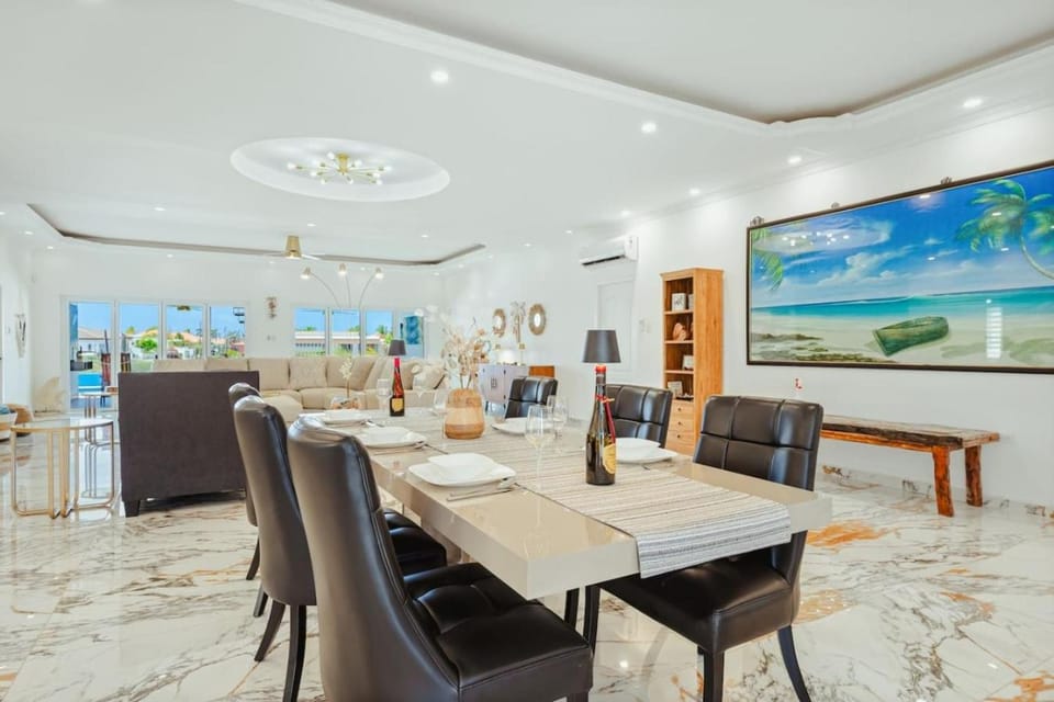 Salina Breeze by Bocobay Villa in Noord