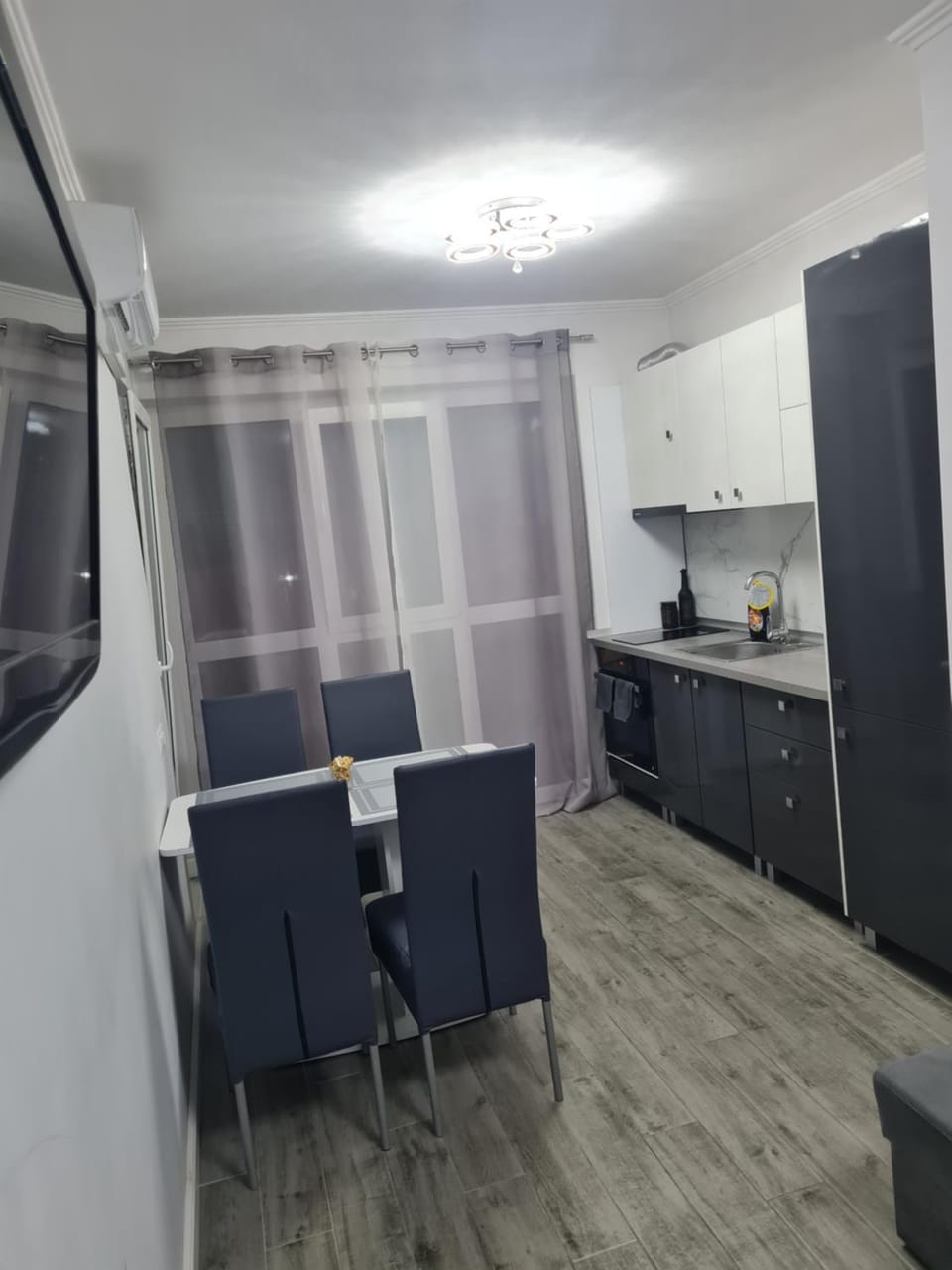 Glam Apartament Oradea Apartment in Romania