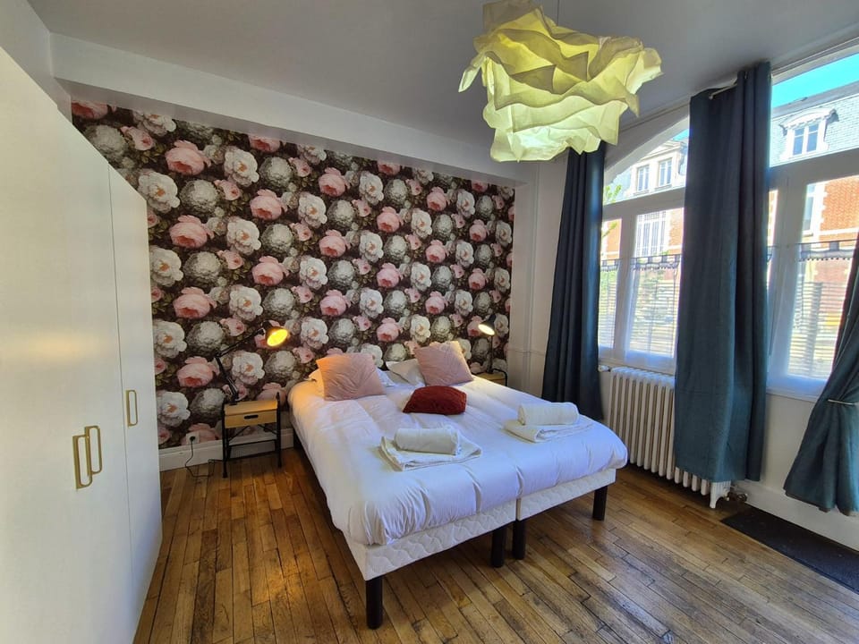 Le Favori - Lit King Size et Parking privé Apartment in Arras