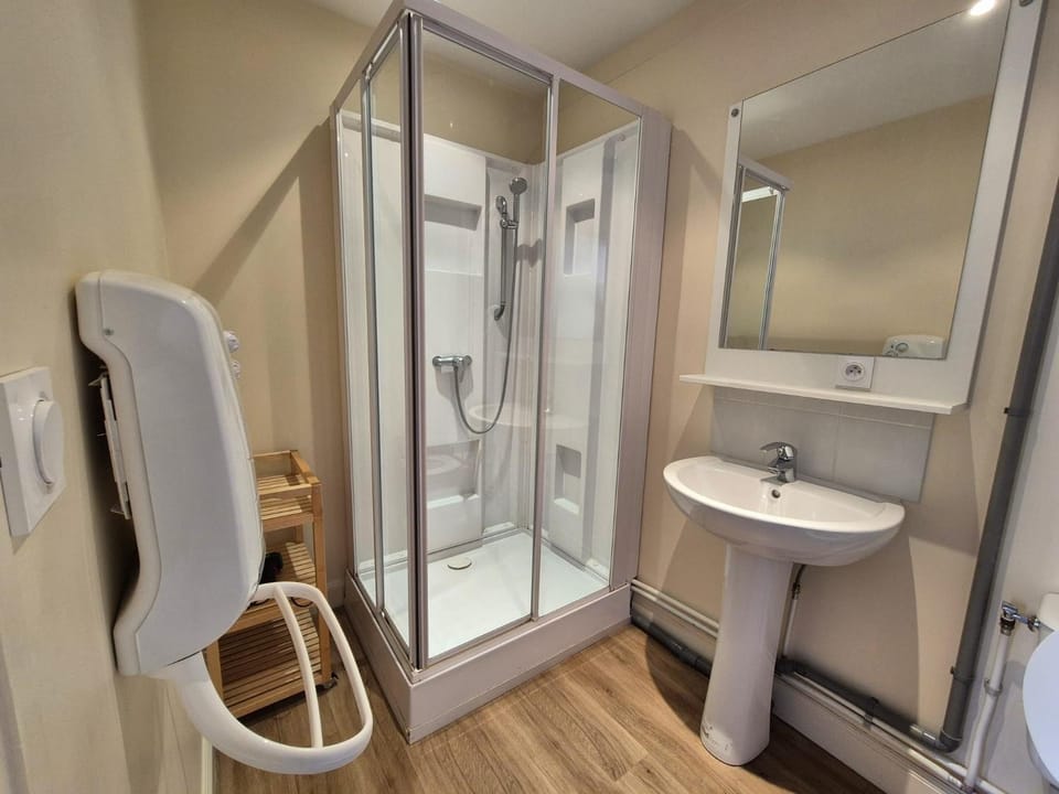 Le Favori - Lit King Size et Parking privé Apartment in Arras