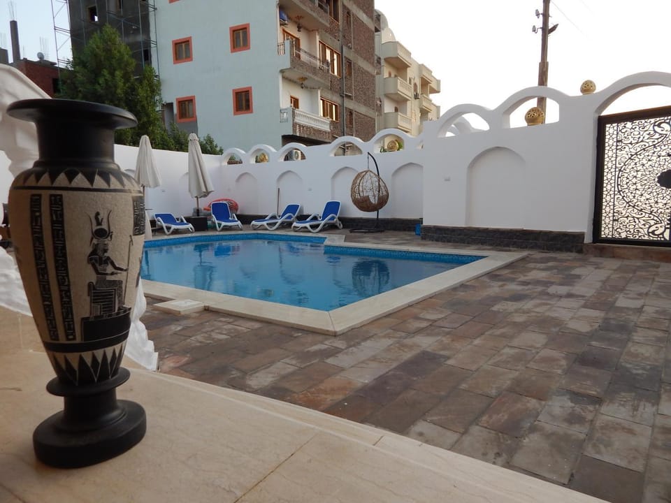 Villa Golden Mountain Apartment in Luxor