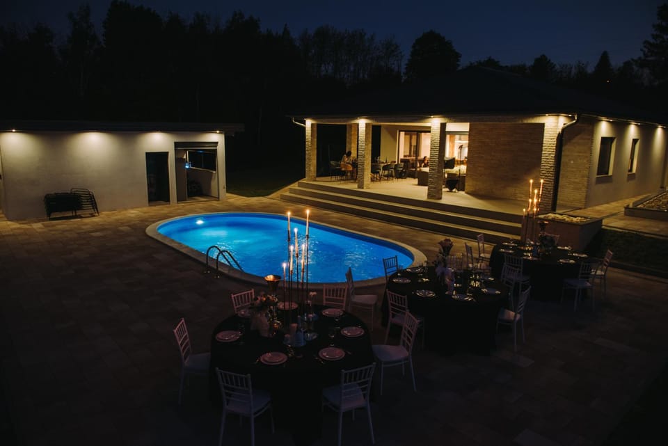 Garden, Swimming pool