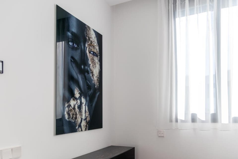 ELEGANT APARTMENT in MARBELLA, Sea views, Infinity & Pool, Sauna, Gym, SPA, 5 min to the Beach Apartment in Marbella