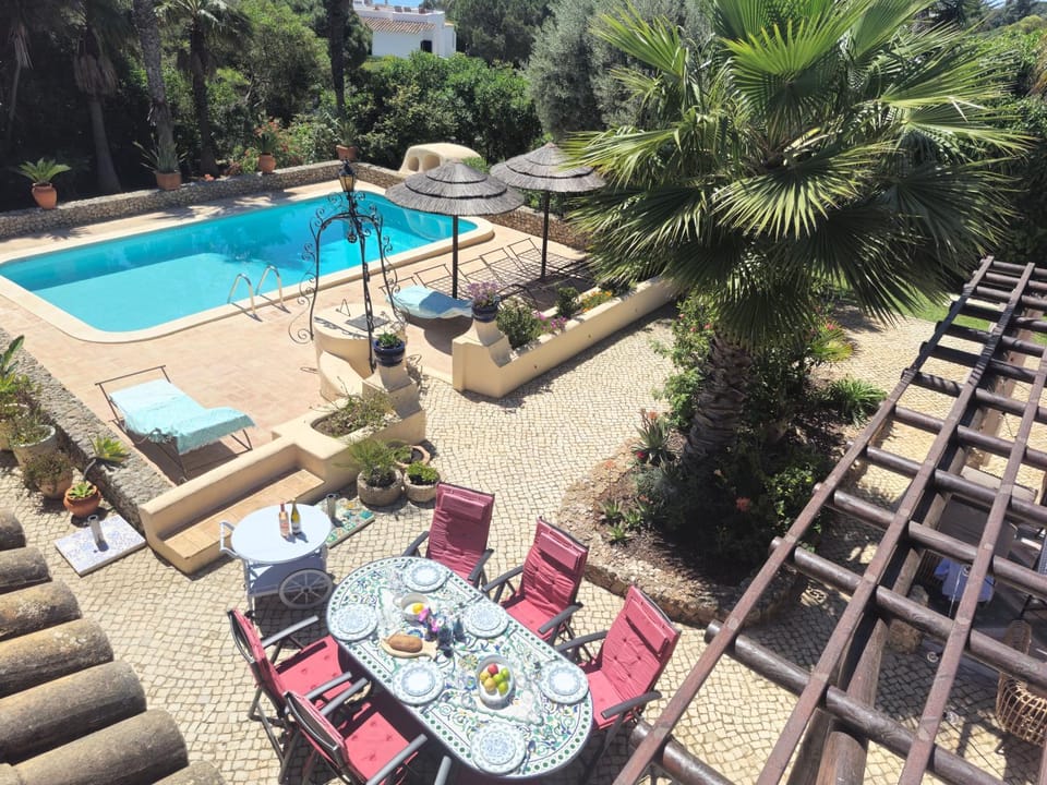 Casa Erica - Charming Quinta with Private Pool Villa in Carvoeiro