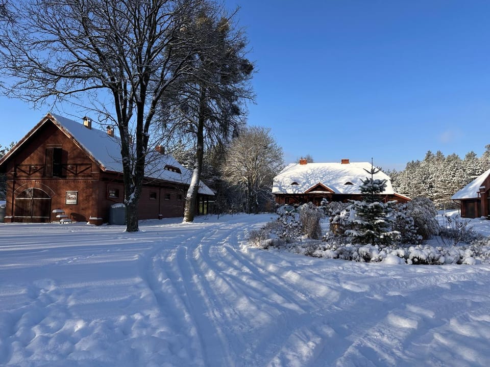 Dworek Żabickie House in Belarus