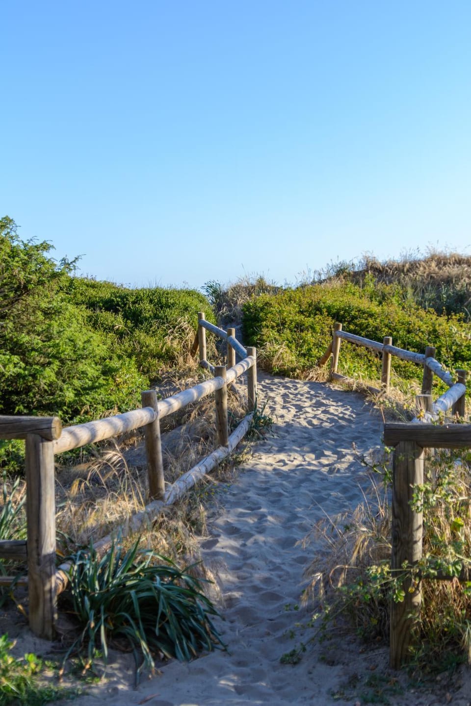 Nearby landmark, Natural landscape, Beach