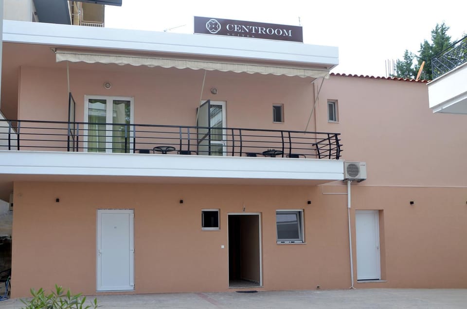 Property building, Balcony/Terrace