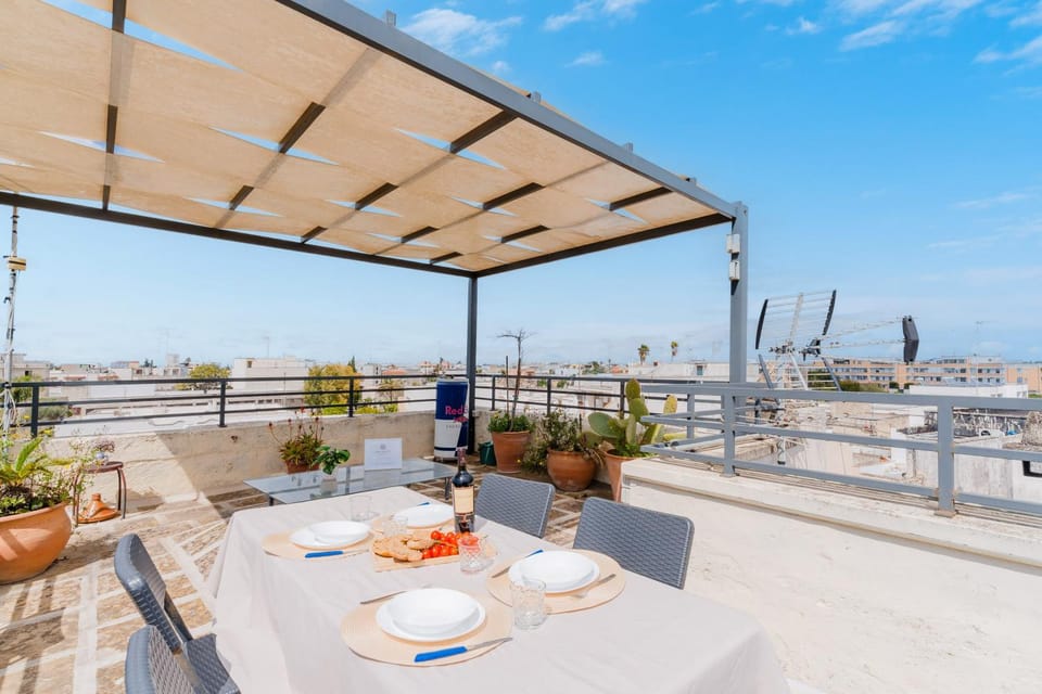 Balcony/Terrace, Dining area