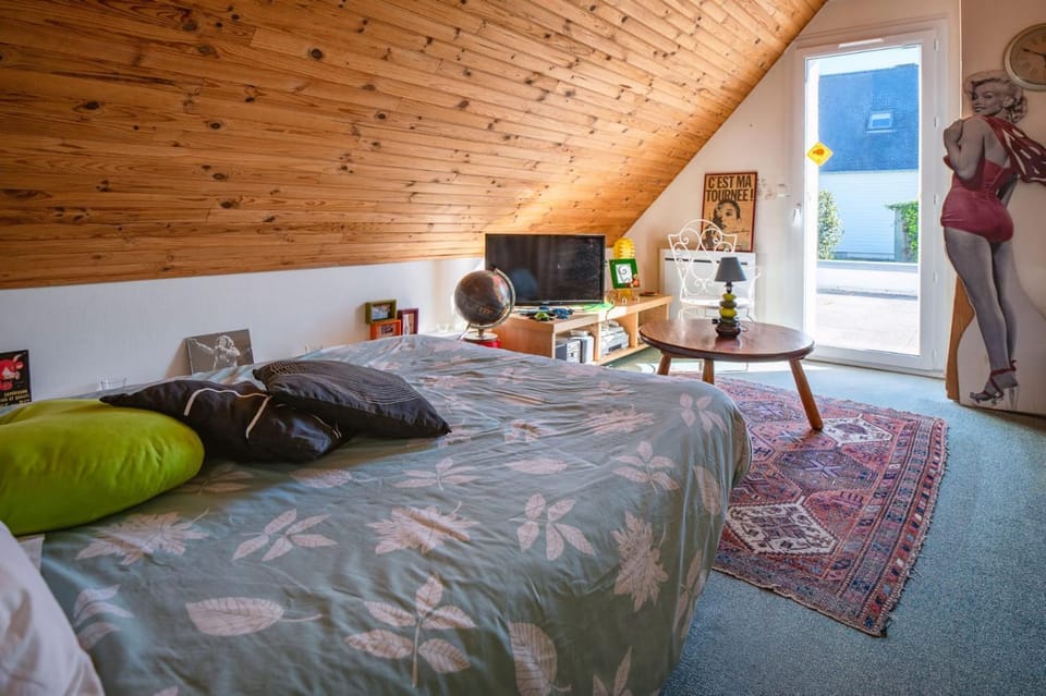 Cozy village house House in Locquirec