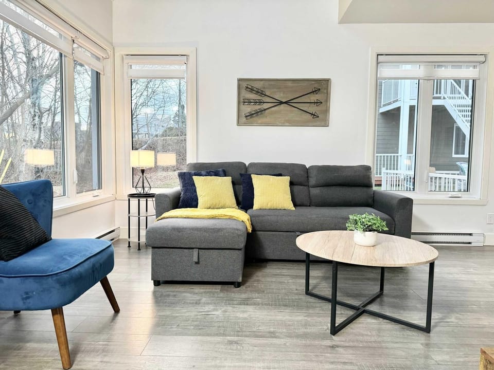 HAPPY HOUR - Condo Water Park Apartment in Beaupre