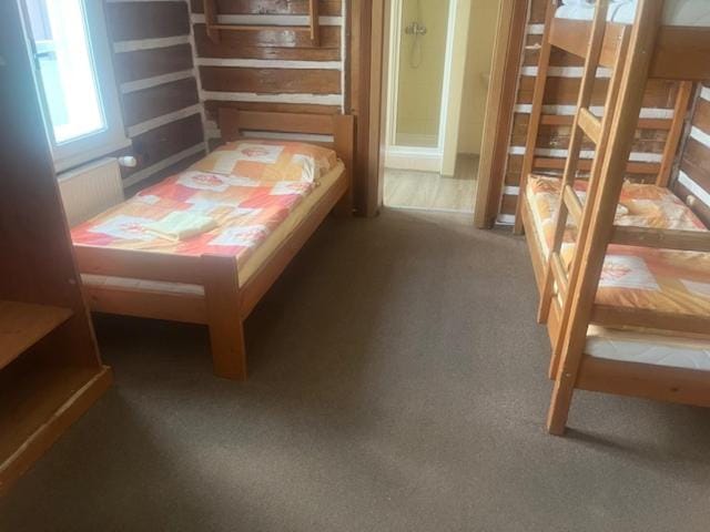 bouda Sedmidolí Bed and Breakfast in Lower Silesian Voivodeship