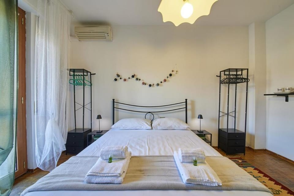 Affaccio sul Naviglio - Spazioso apt con 6 posti Apartment in Milan