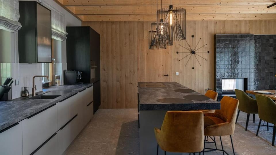Kitchen or kitchenette, Living room, Dining area